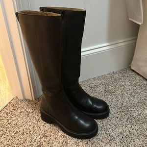 Milah Camper high black boots